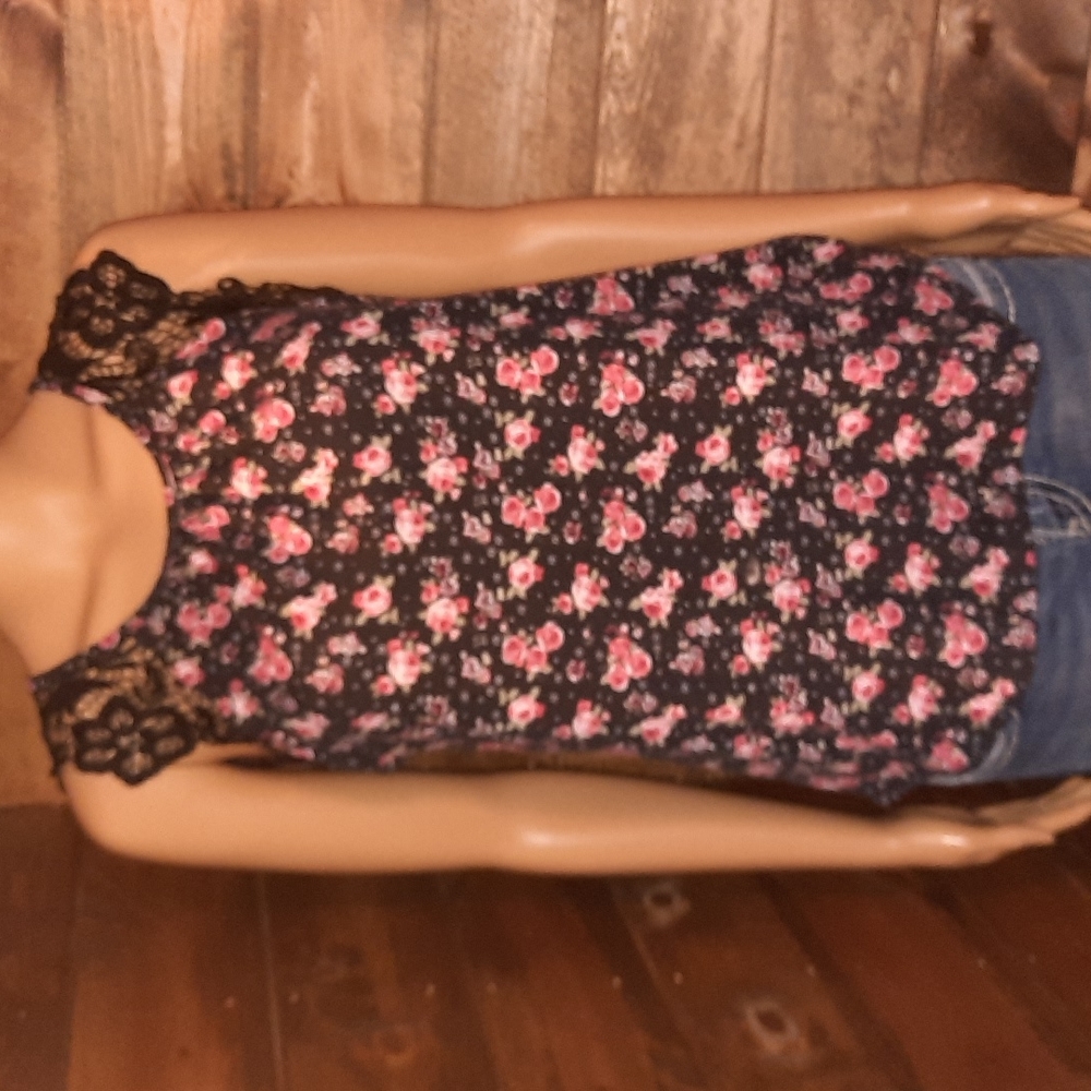 FREE No boundaries blouse